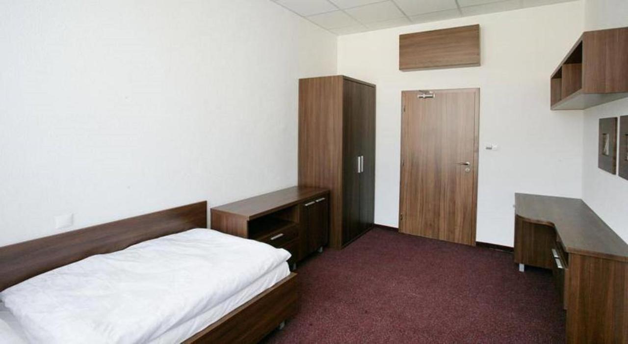 Hotel Branc, Garni Senica Exterior photo